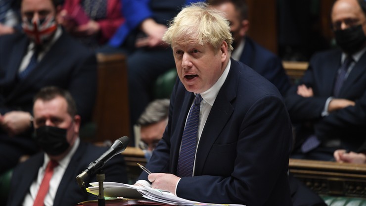 W. Brytania. Premier Johnson: koronawirus zebrał straszne żniwo w naszym kraju
