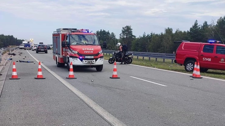 Do zderzenia dwóch pojazdów doszło na trasie S8 w Łódzkiem.