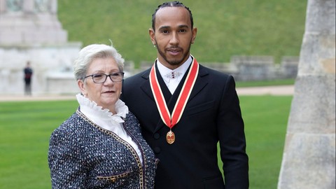 Lewis Hamilton z matką - Carmen Larbalestier