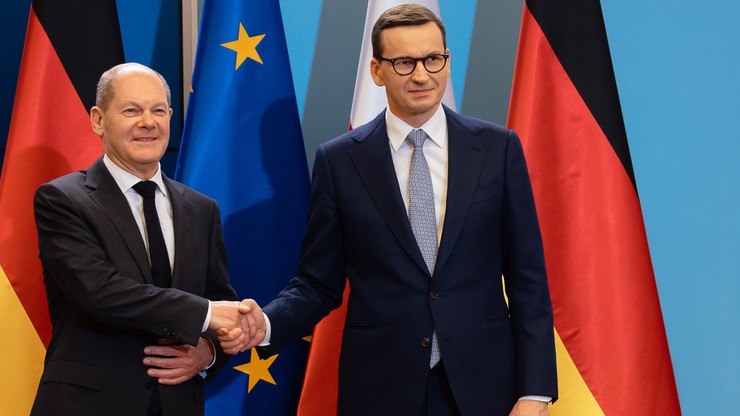 Interia: premier Mateusz Morawiecki spotka się w Berlinie z kanclerzem Niemiec Olafem Scholzem