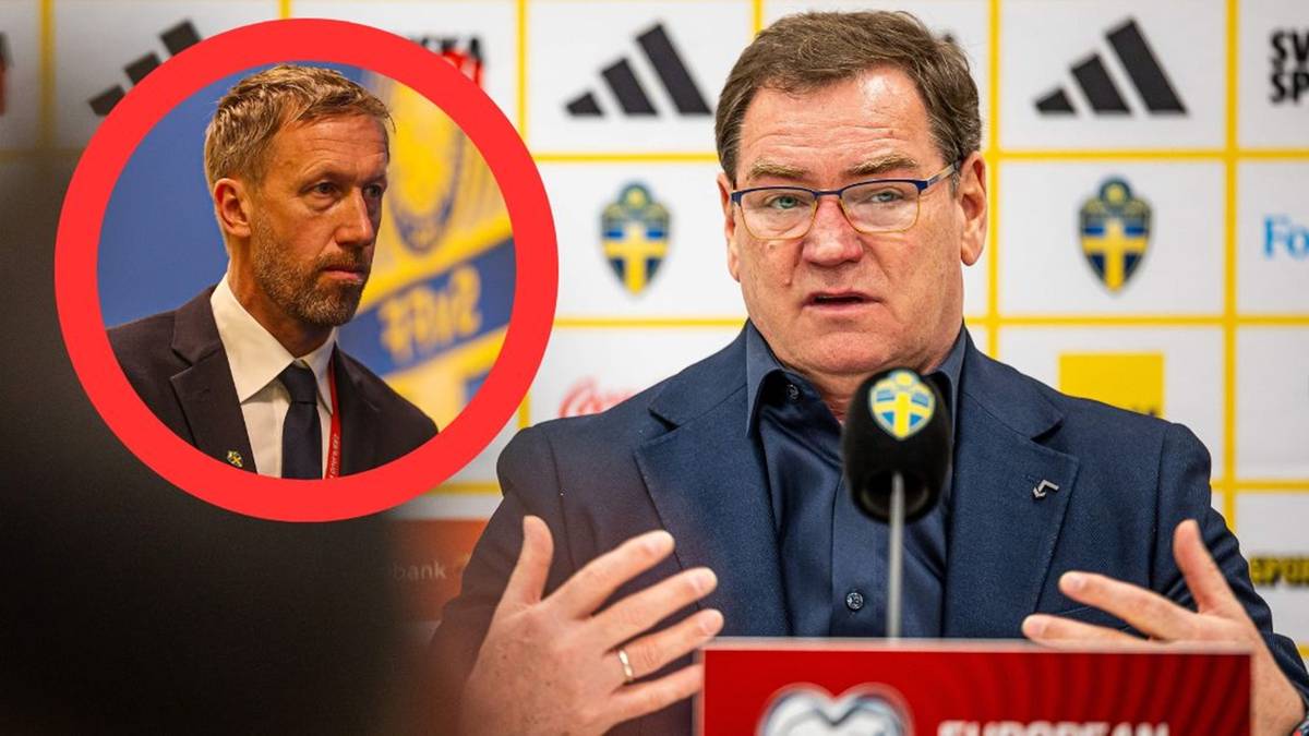 Dw&oacute;ch mężczyzn podczas konferencji prasowej, jeden z nich przemawia do mikrofonu, drugi widoczny w okręgu.