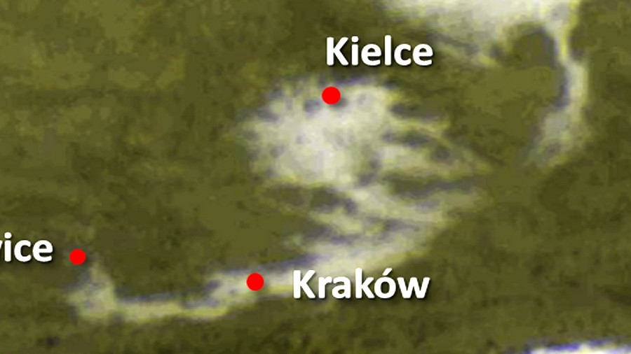 Zdjęcie satelitarne Polski w dniu 8 listopada 2020 o godzinie 8:30. Dane: Sat24.com / Eumetsat.