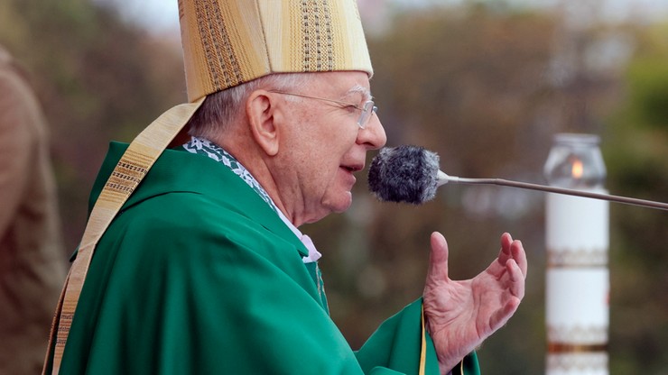 Abp Jędraszewski: ma miejsce "piłowanie katolików"