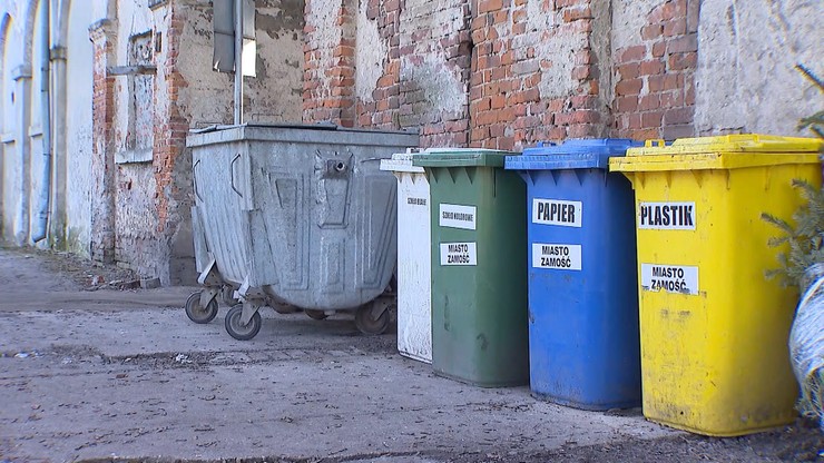 Większe kary za brak segregacji śmieci. Firma oznaczy kontenery naklejkami