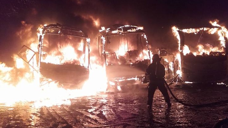 Lądek-Zdrój: spłonęły trzy autokary turystyczne