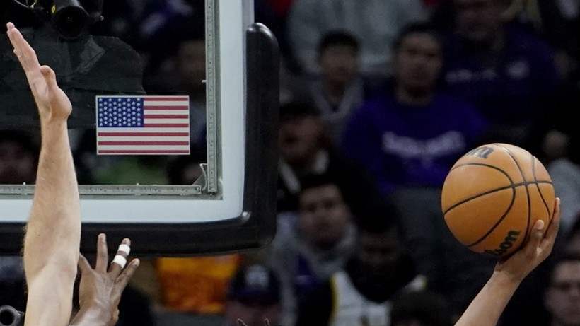 NBA: Dwa punkty Jeremy'ego Sochana, 20. porażka Spurs