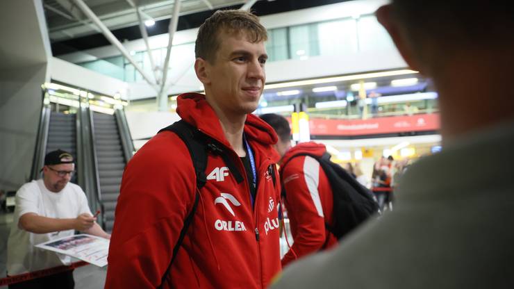 Polscy siatkarze wrócili do kraju! Wyjątkowe powitanie triumfatorów Ligi Narodów