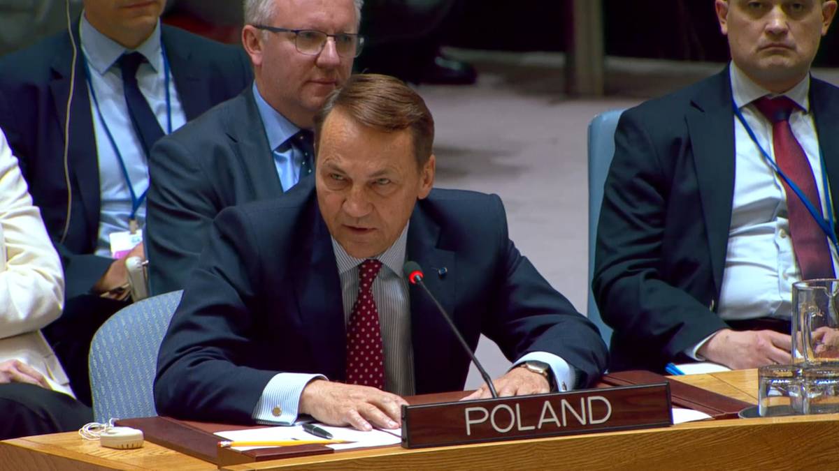 "Przekaż swojemu szefowi". Sikorski zwrócił się do Ławrowa