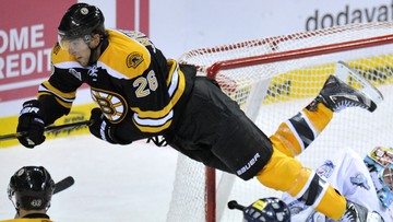 NHL: Czech bohaterem Boston Bruins. Na wschodzie "Niedźwiadki" już prowadzą