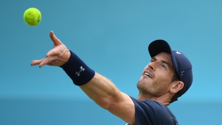 ATP w Londynie: Porażka Murraya w pierwszym meczu po długiej przerwie