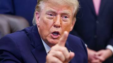 Trump uderza w Ukrainę. 