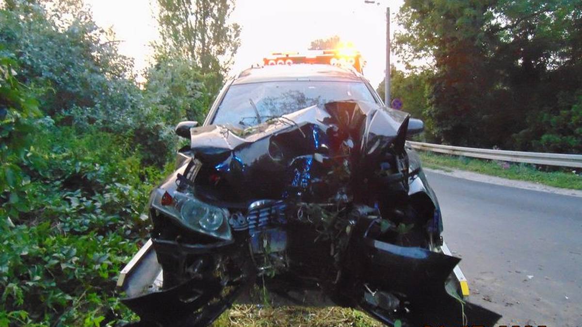 Dramatyczny wypadek na Dolnym Śląsku. W aucie siedem osób, choćby w bagażniku