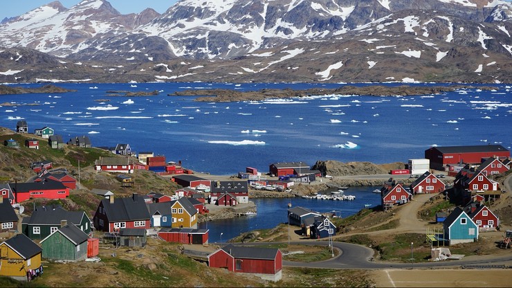 Dania. Rdzenni Grenlandczycy domagają się odszkodowania od państwa za nieudany eksperyment
