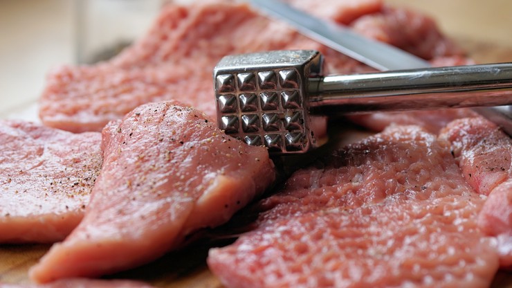 Czechy deklarują, że zniosą kontrole mięsa, jeśli Polska poprawi własny system