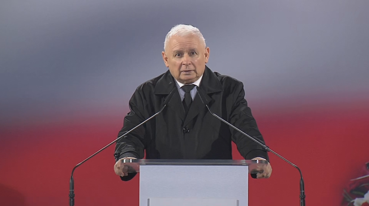"Lech Kaczyński musiał odejść". Prezes PiS wspomniał o Rosji