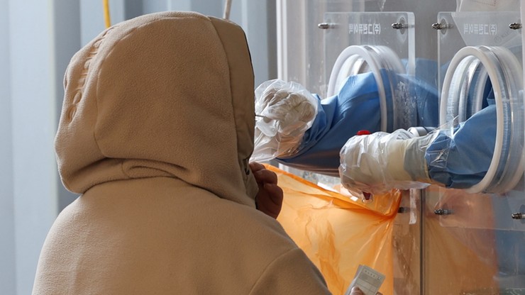 Izrael. Piąta fala pandemii - rekordy zakażeń, niewielu chętnych na szczepienia