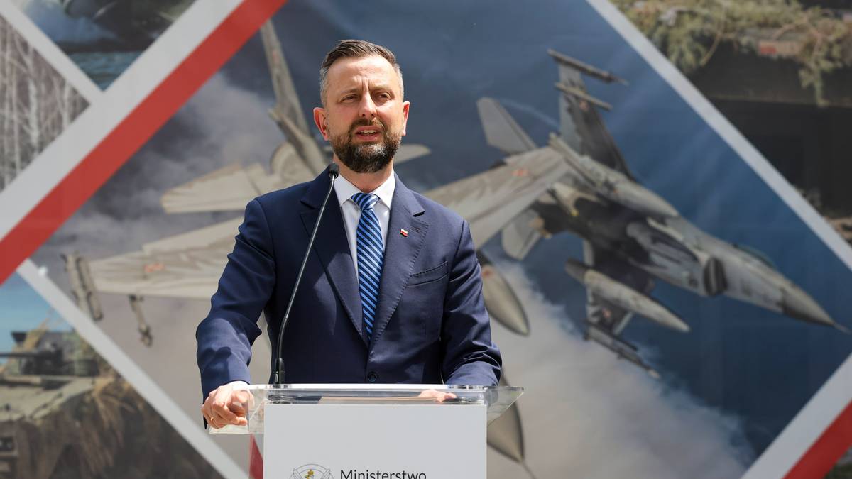 Apel szefa MON o jednogłośne przyjęcie ustawy. "Wierzę, że pokażemy jedność"