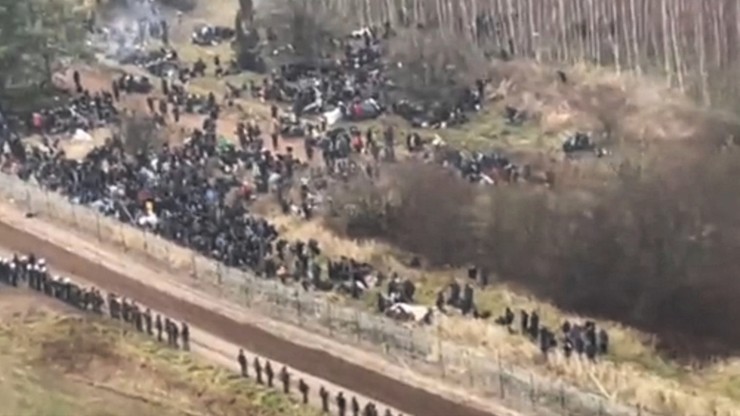 Niemcy: aktywiści chcą przywieźć migrantów z granicy polsko-białoruskiej