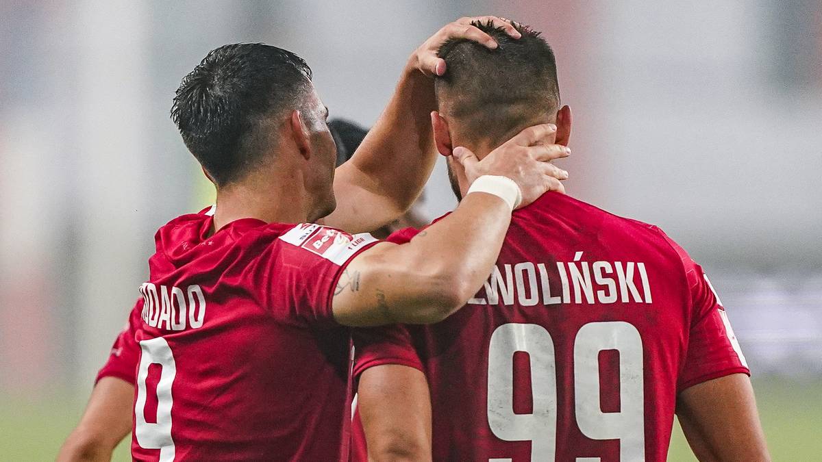 Snajper Wisły Kraków jednak odchodzi z klubu! Rusza na testy medyczne