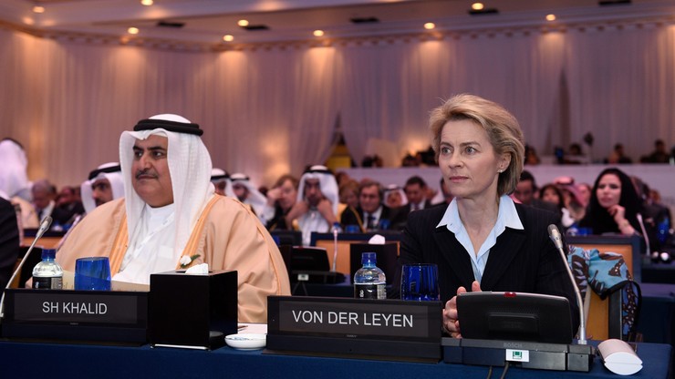 Niemiecka minister odmówiła włożenia hidżabu w Arabii Saudyjskiej. "To obraza" - piszą islamscy internauci