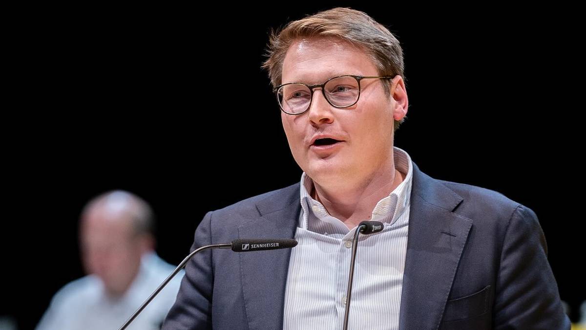 "Wotum zaufania zostało wyczerpane". Niemiecki europoseł ostrzega polskie władze