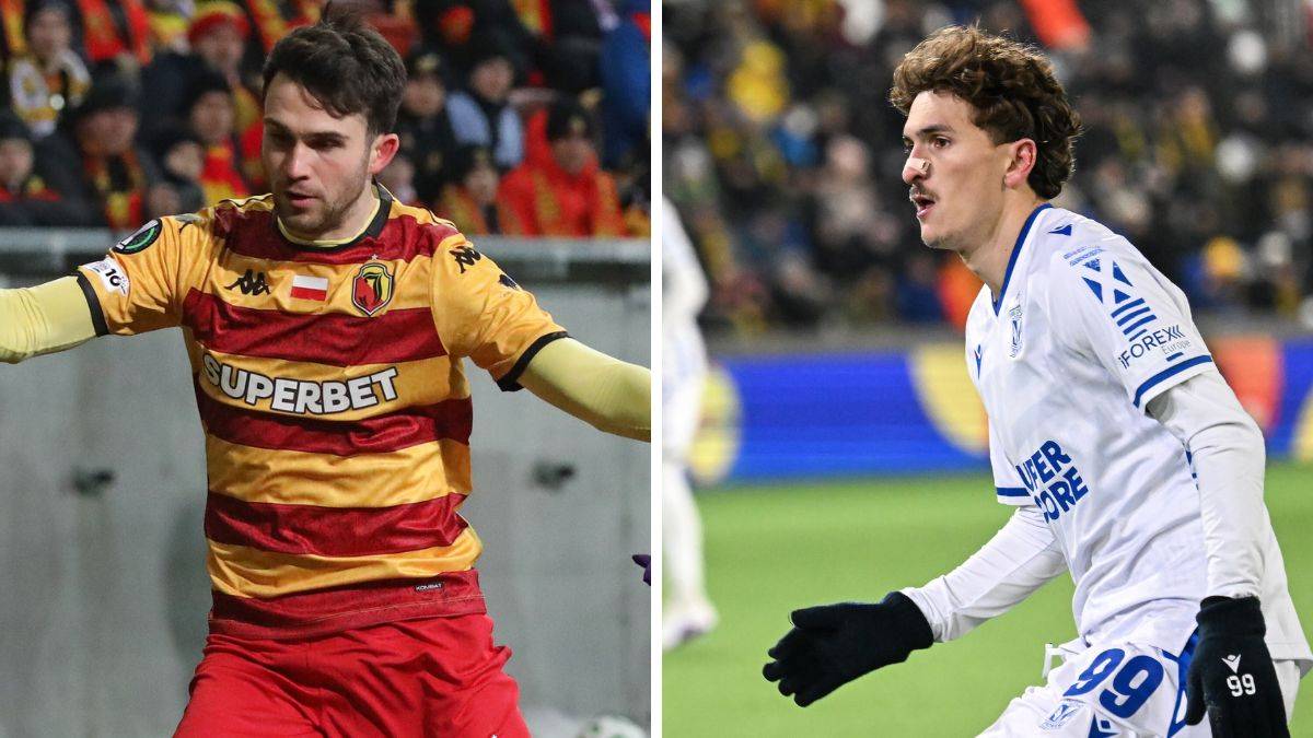 Dw&oacute;ch piłkarzy w akcji podczas meczu piłki nożnej. Po lewej zawodnik Jagiellonii Białystok, po prawej zawodnik Lecha Poznań.