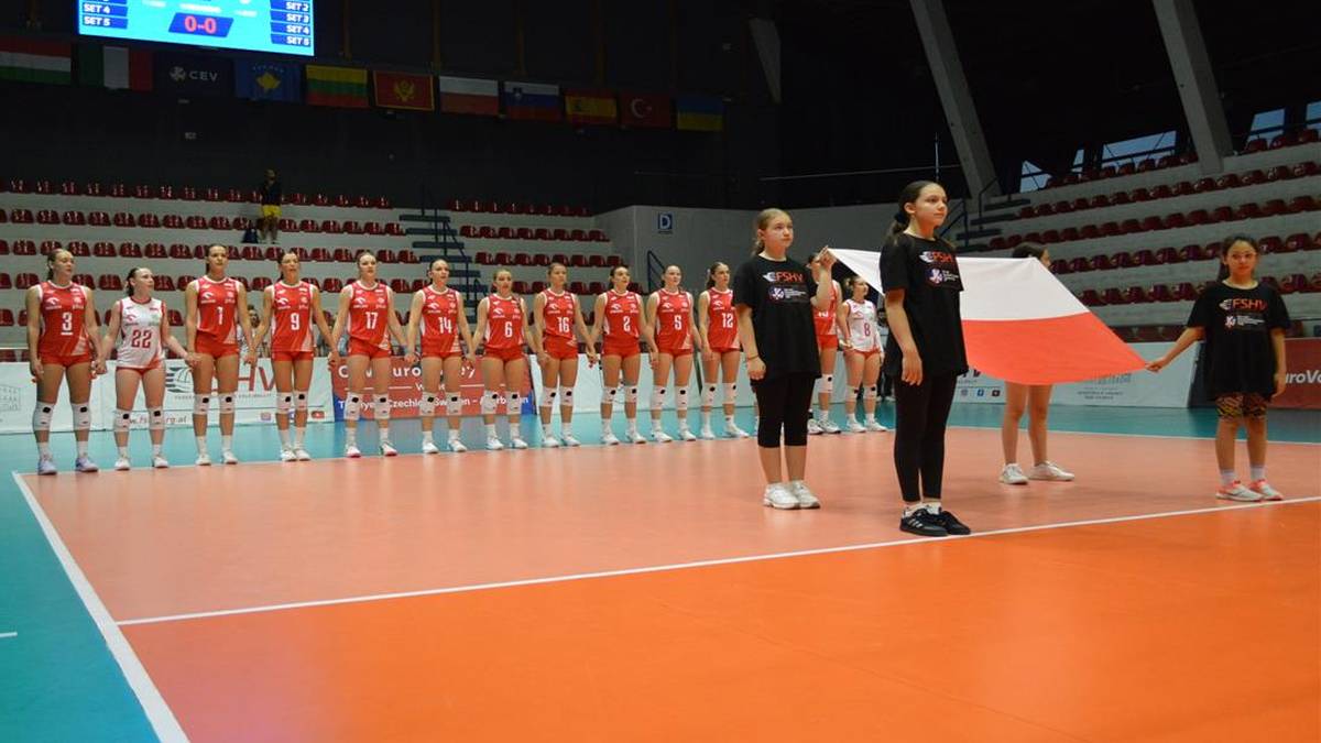 Polskie siatkarki zachwycają! Osiem zwycięstw i zero porażek