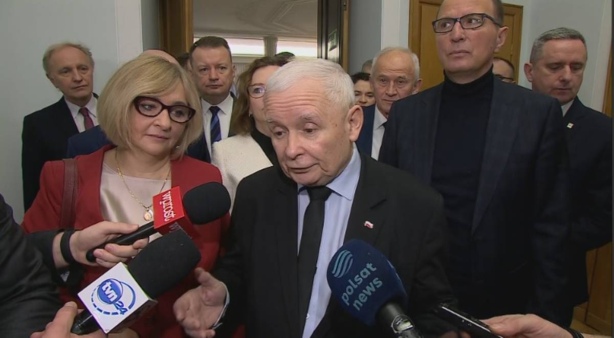 Marcin Romanowski na Węgrzech. Jarosław Kaczyński: Każdemu w rękach tych ludzi grożą tortury