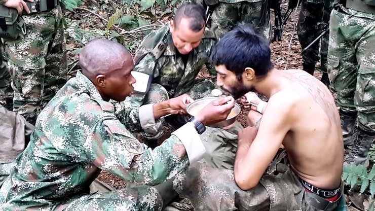 Kolumbijski żołnierz zgubił się w dżungli. Błąkał się po niej prawie miesiąc