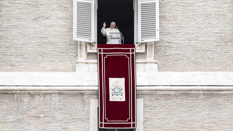 Papież Franciszek o Syrii. "Modlę się nieustannie o pokój"