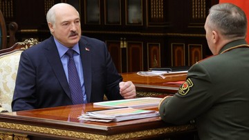 Nietypowy prezent dla Łukaszenki. Dostał kopię radzieckiej bomby atomowej