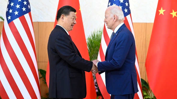 Spotkanie Joe Biden - Xi Jinping. Oświadczanie ws. rosyjskich gróźb użycia broni atomowej