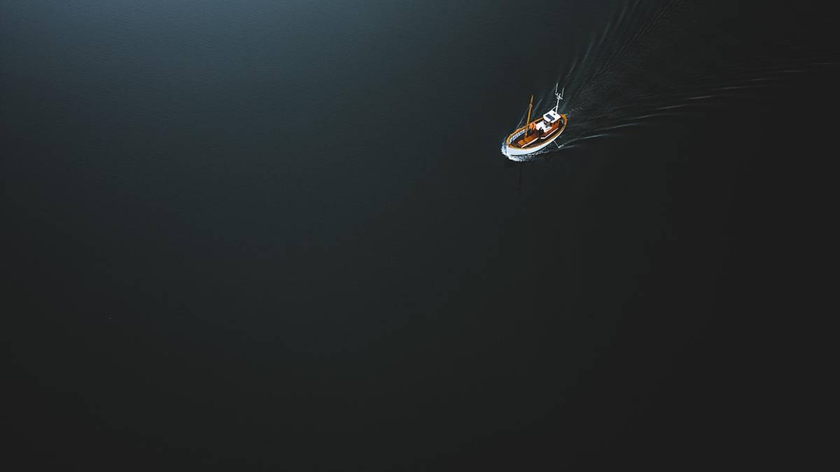 Dramat migrantów na Morzu Śródziemnym. Uratowało ich dryfowanie