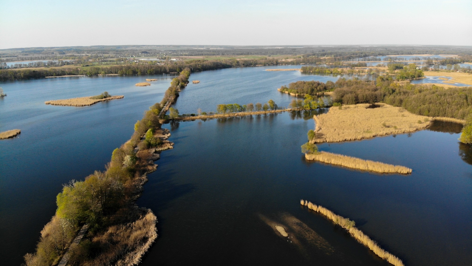 Wiosna w Polsce okiem drona - zdjęcie 17