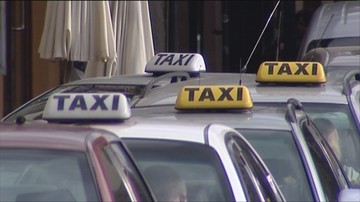 Taksówkarze wyjdą w poniedziałek na ulice Warszawy. Zobacz trasę przemarszu