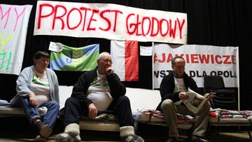 Bochenek: wojewoda opolski jest w stałym kontakcie z protestującymi w Dobrzeniu Wielkim