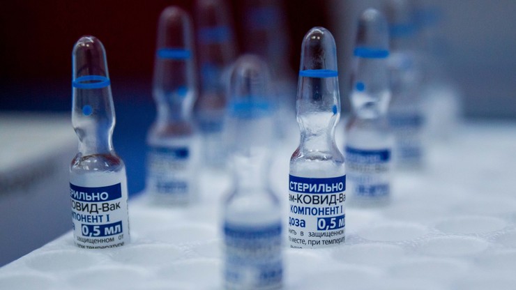 EMA rozpoczęła ocenę rosyjskiej szczepionki. KE: nie są prowadzone rozmowy, by włączyć ją do zakupów