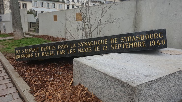 Wandale zdewastowali żydowski pomnik w Strasburgu. "Odradzający się antysemityzm"
