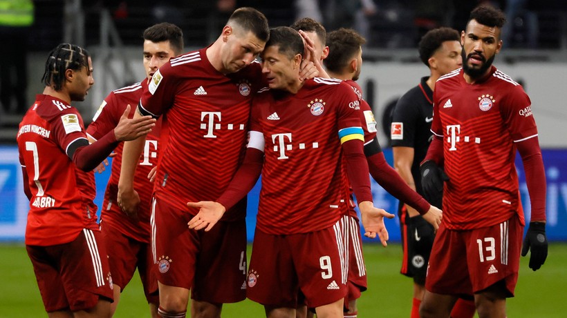Bundesliga: Skromne zwycięstwo Bayernu. Wyjątkowa opaska Roberta Lewandowskiego