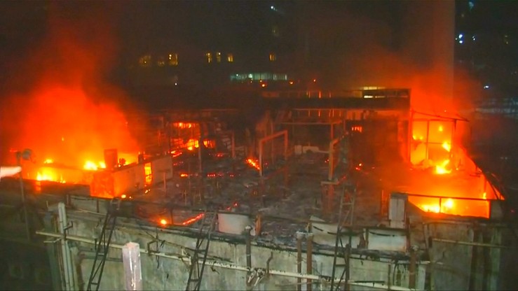 Co najmniej 16 ofiar pożaru biurowca w Mumbaju. "W ciągu pół godziny cała budowla stała w płomieniach"