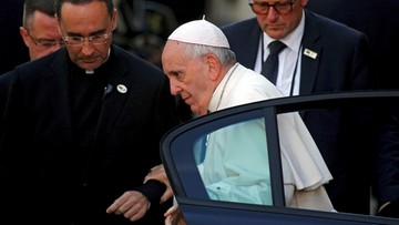 Papież: jeśli wiara stanie się zabytkiem, chrześcijanie będą jak turyści