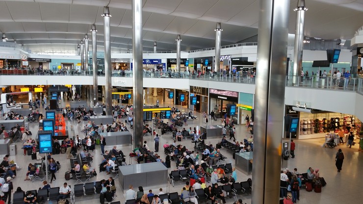 Heathrow straciło tytuł największego lotniska w Europie