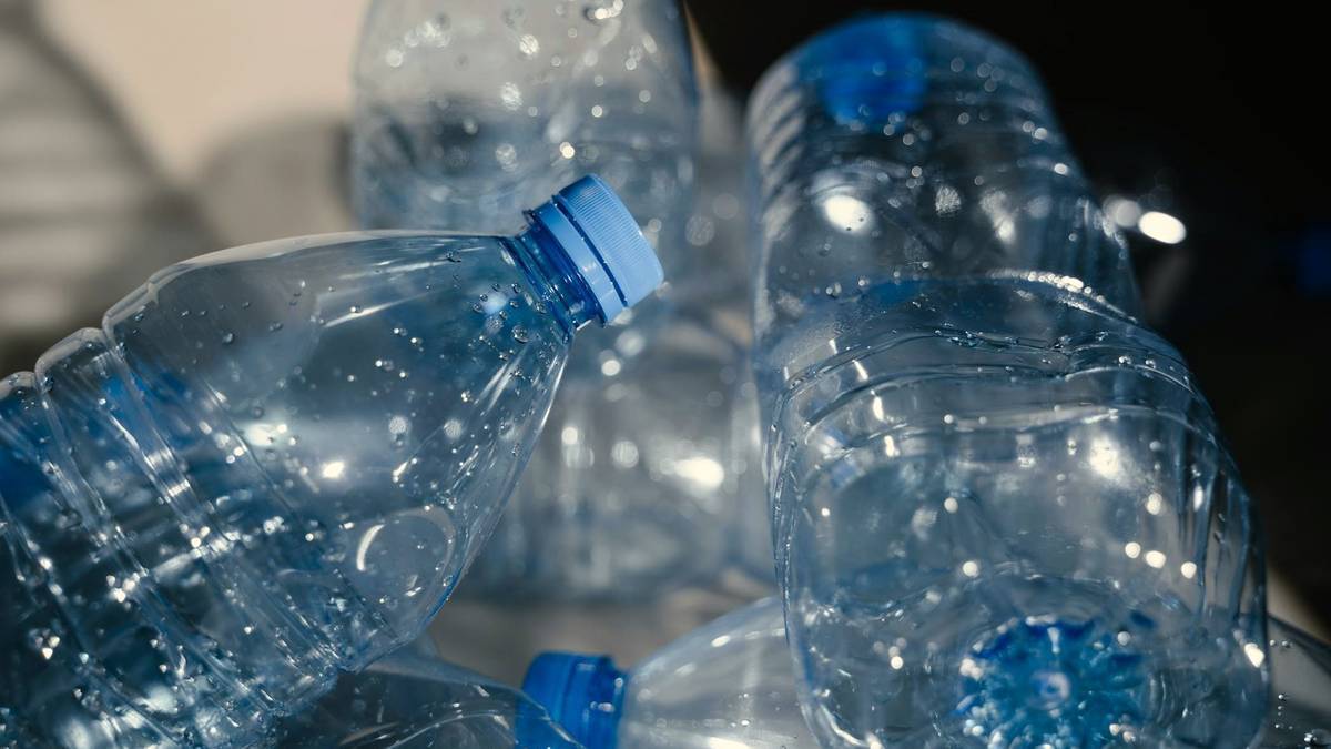 Polacy narzekają na system kaucyjny. To irytuje ich najbardziej