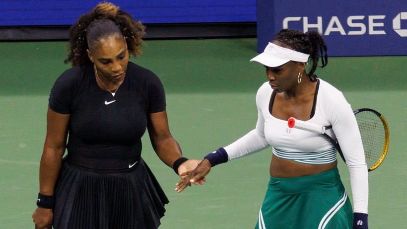 US Open: Venus i Serena Williams odpadły w deblu