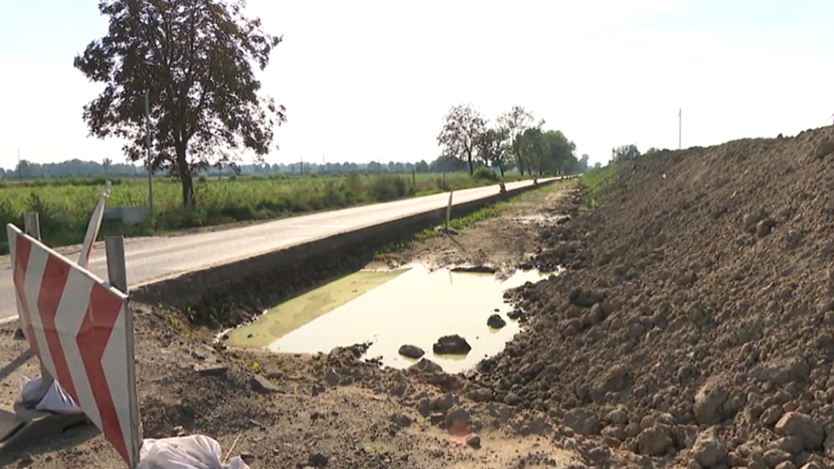 "Interwencja". Nagle skończył się asfalt. Auto zniszczone, odszkodowania brak