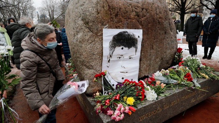 Szósta rocznica zabójstwa Borysa Niemcowa. Rosjanie oddają hołd