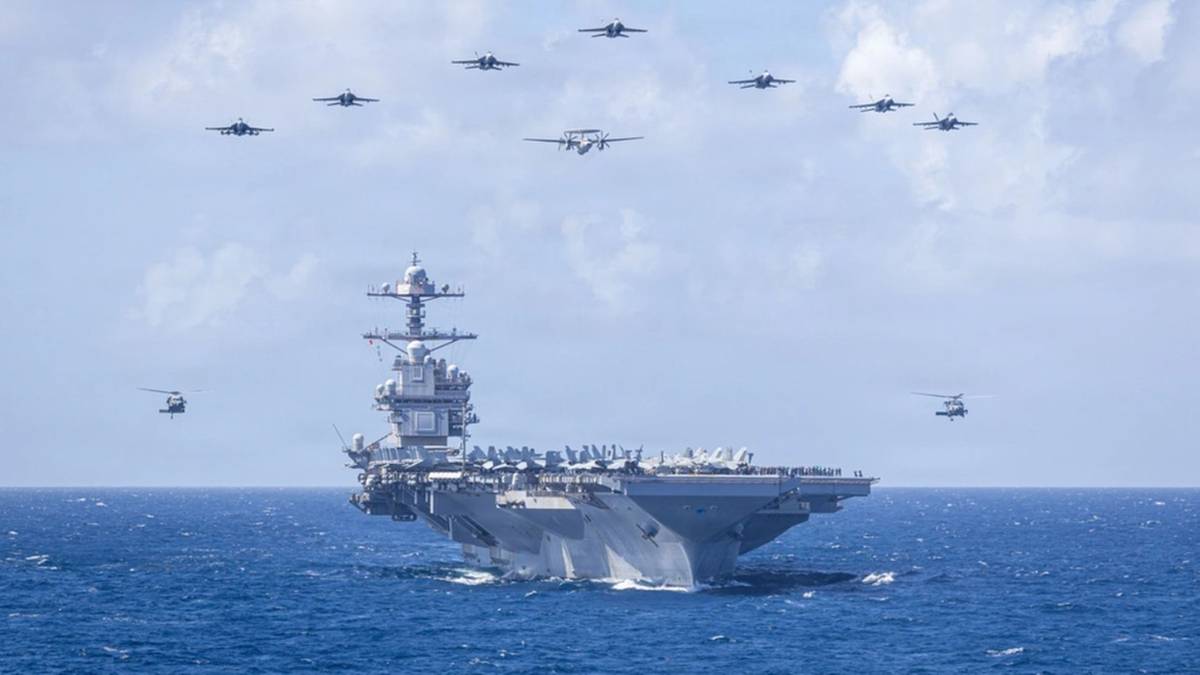 Pożar na pokładzie potężnego lotniskowca. USA wysłały go do Iranu