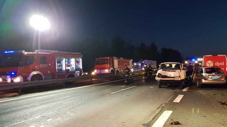 Ranni po wypadku na S1 w Sosnowcu. Zderzyło się sześć pojazdów
