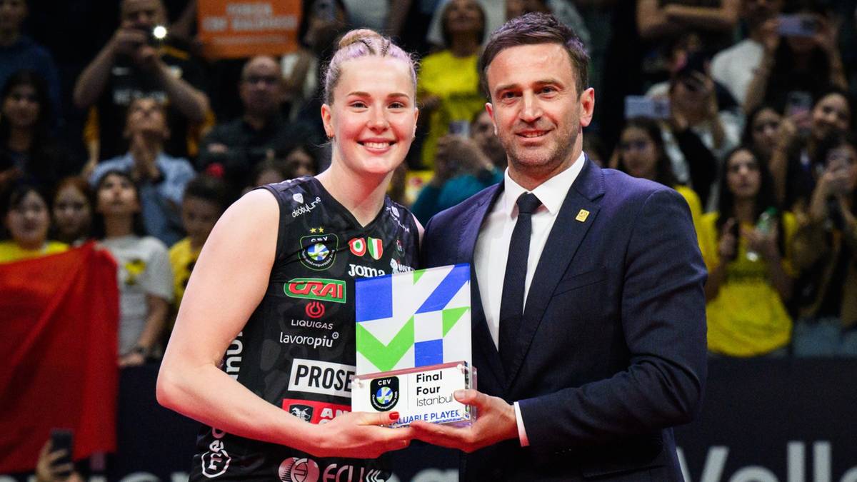 Siatkarski turniej w Koszalinie rozpoczęty! MVP Champions League na ławce rezerwowych