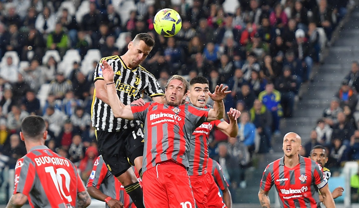Juventus Turyn pokonał Cremonese. Grał Arkadiusz Milik